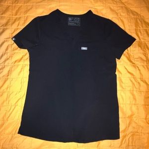 FIGS Women’s Catarina Scrub Top, XS in Black